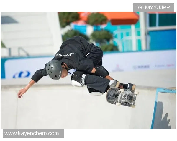 滑板战术解析：深圳滑板队如何构建高效阵地战体系