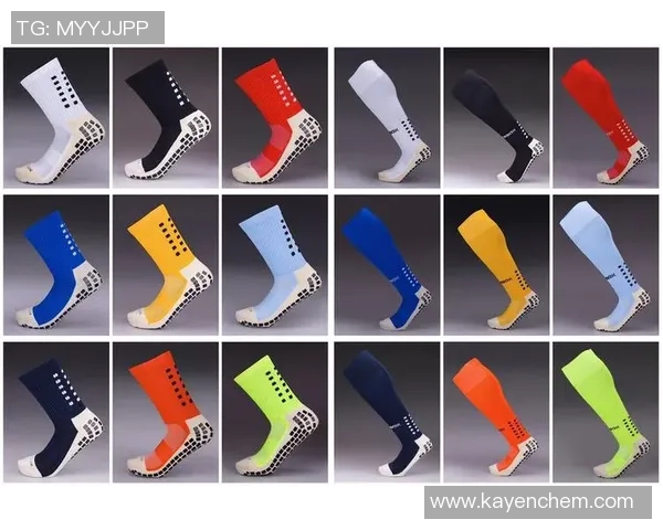 足球袜面料的选择与性能分析助你提升运动表现与舒适度